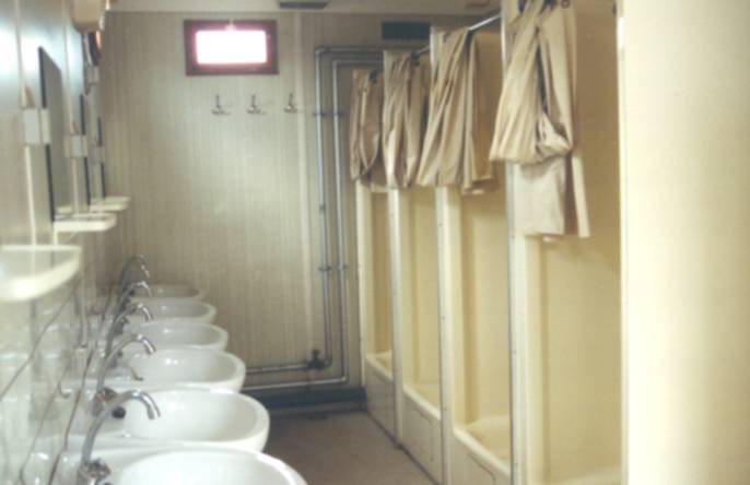 Sanitärcontainer - Duschbereich
