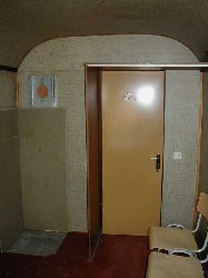 Innenansicht 2: T&uuml;r mit PZ-Schlo&szlig;